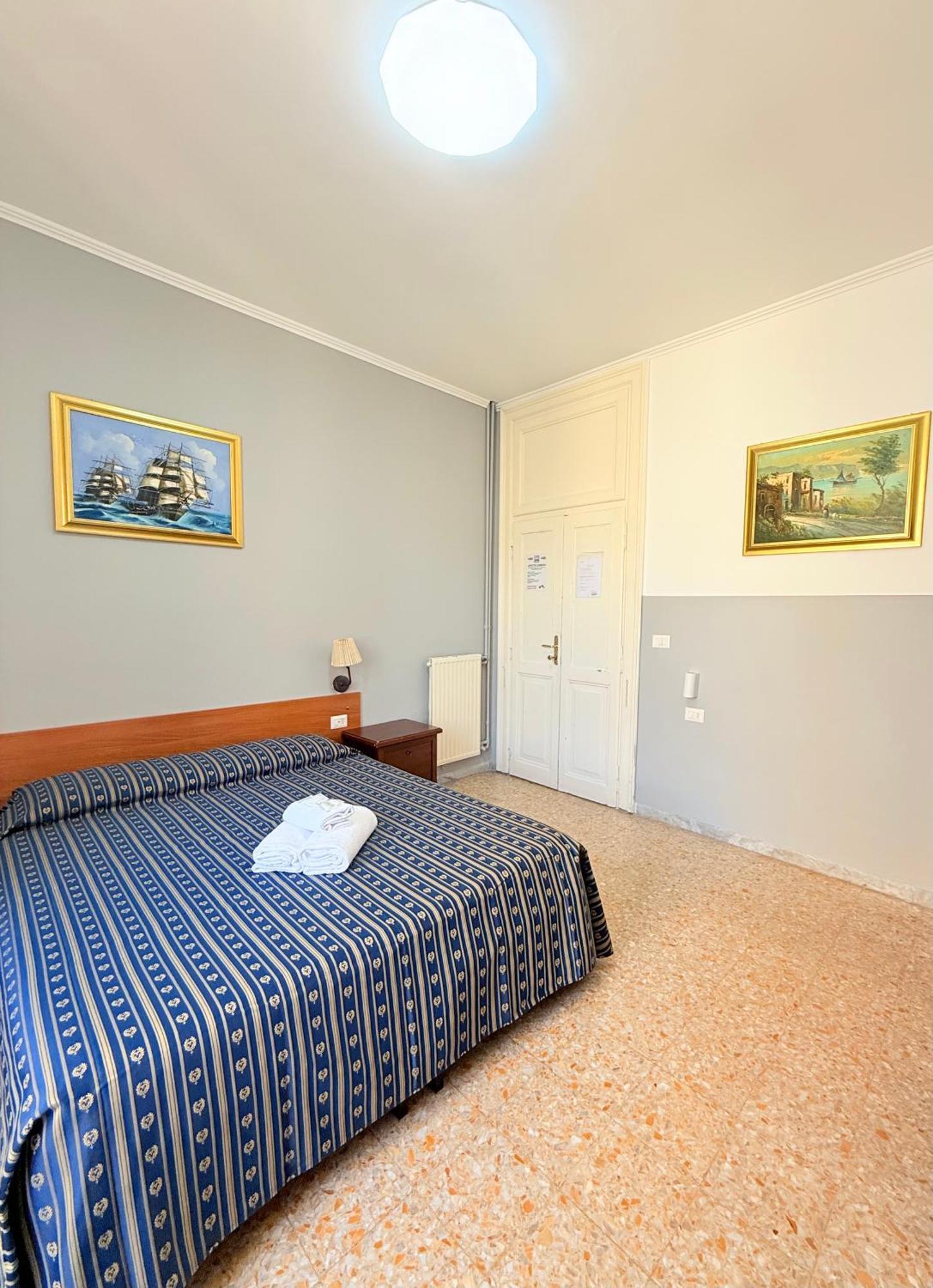 Vertex Suite Rome Buitenkant foto